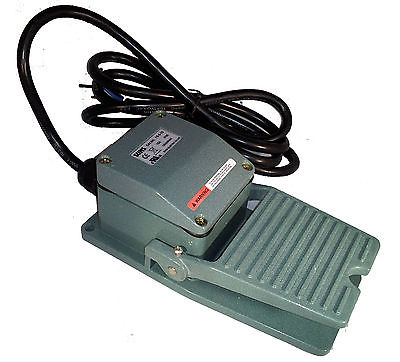 SUNS International FS-5-15-2 UL Certified 15A Heavy Duty Foot Switch 2m 16AWG - Industrial Direct